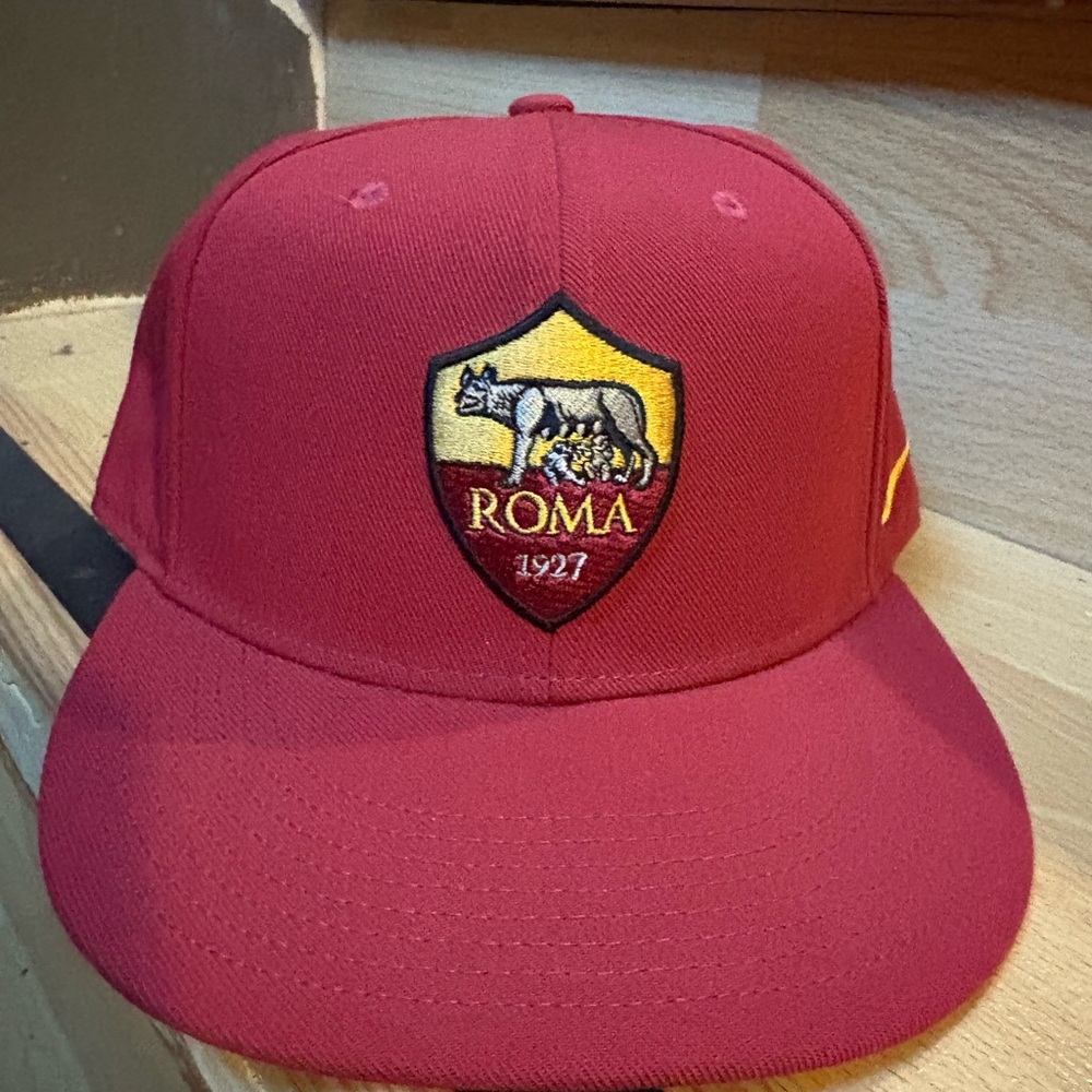 Nike Black and Red Athletic Cap